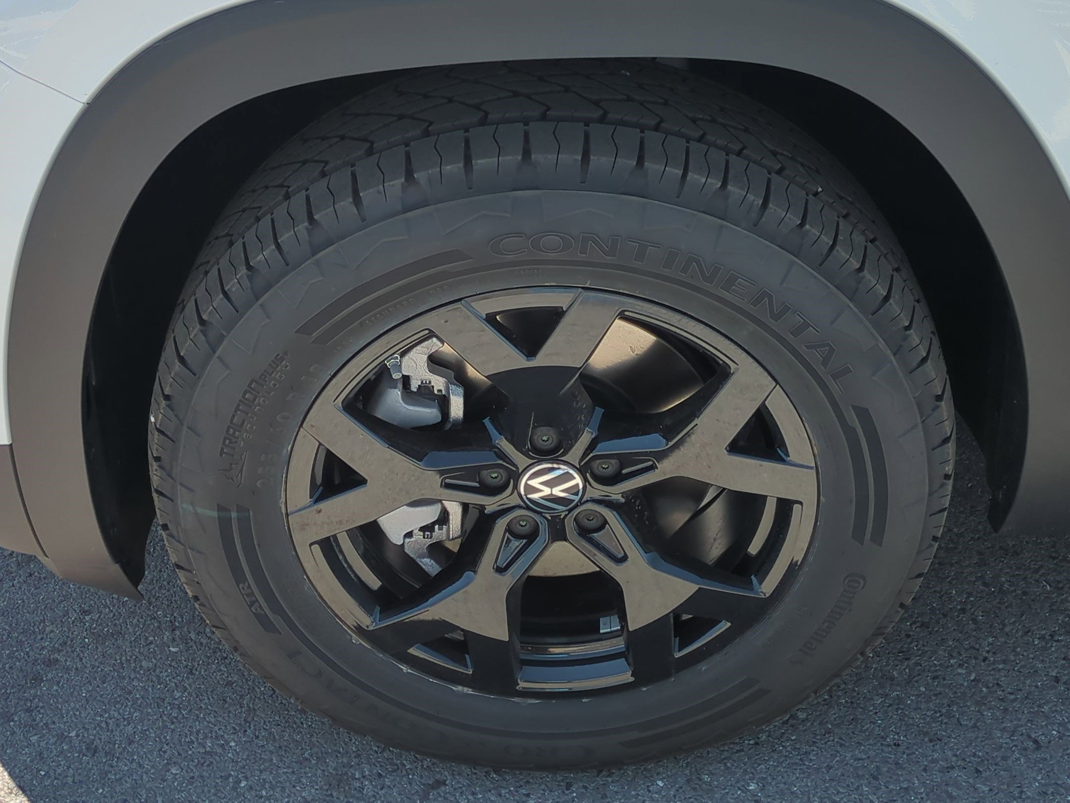 2025 Volkswagen Atlas Peak Edition SE photo 16