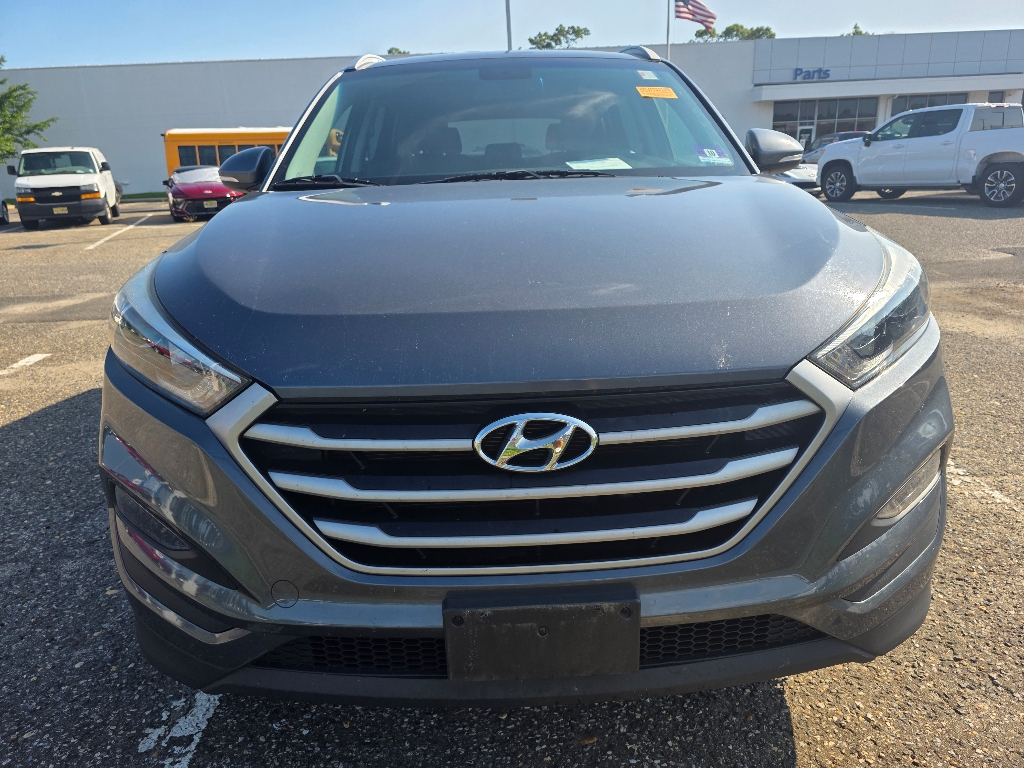 Used 2017 Hyundai Tucson SE Plus with VIN KM8J3CA45HU584281 for sale in Lakewood, NJ
