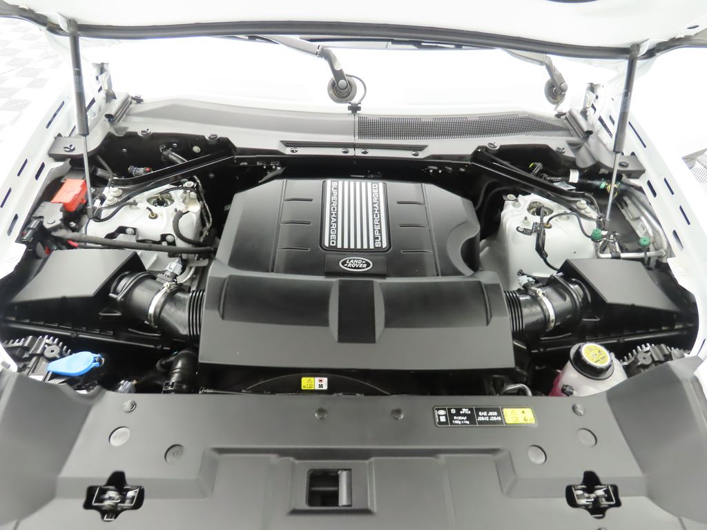 2025 Land Rover Defender 110 X-Dynamic SE photo 29