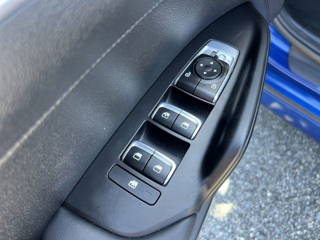 2024 Kia K5 GT-Line photo 5