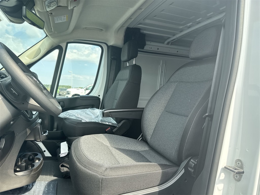 2025 Ram ProMaster 1500 photo 15