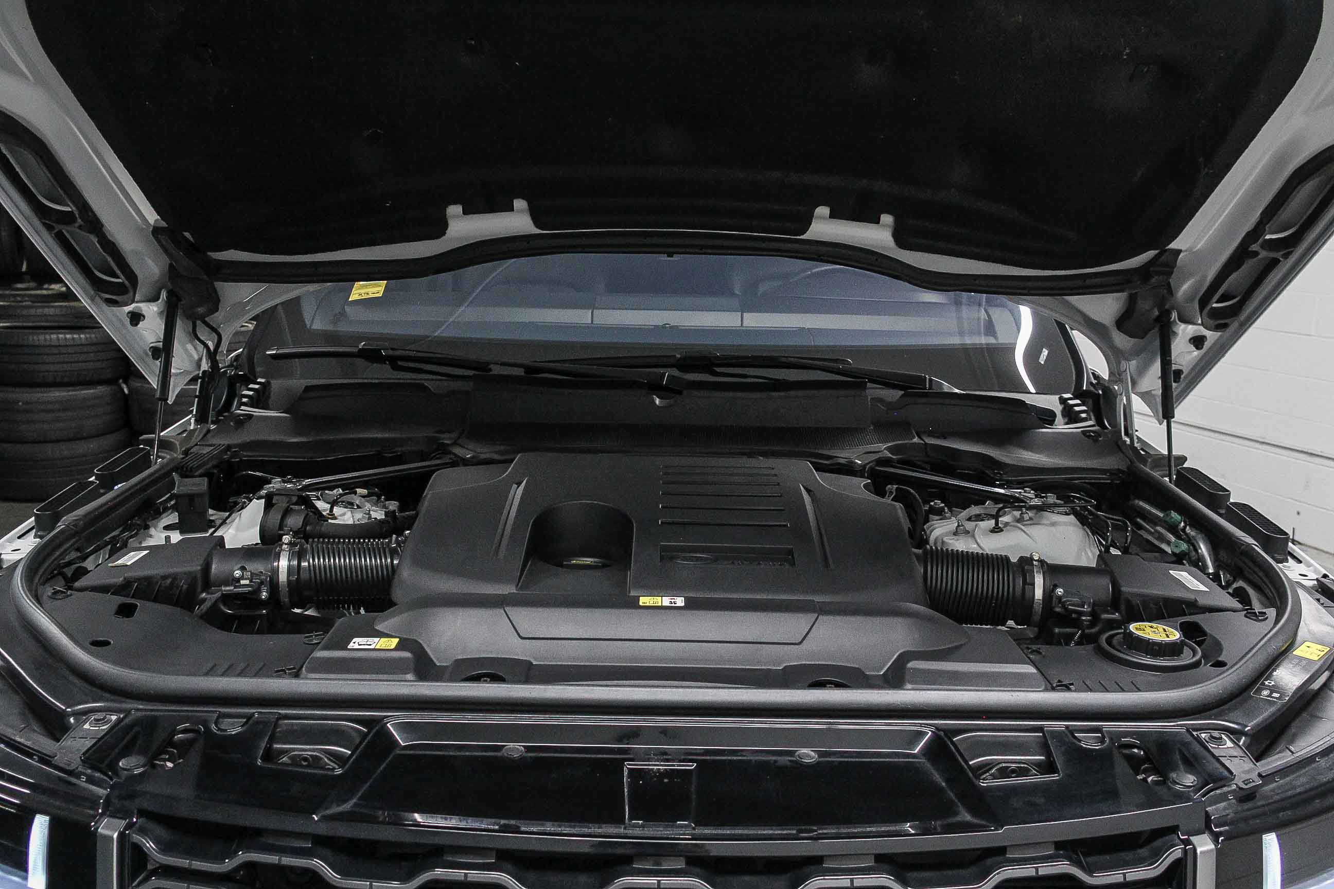 2022 Land Rover Range Rover Sport HSE Silver Edition photo 21