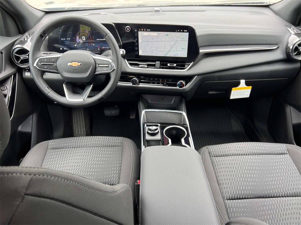 2026 Chevrolet Equinox LT photo 3