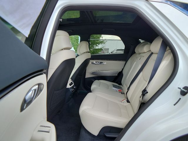 2024 Genesis Electrified GV70 Advanced photo 6