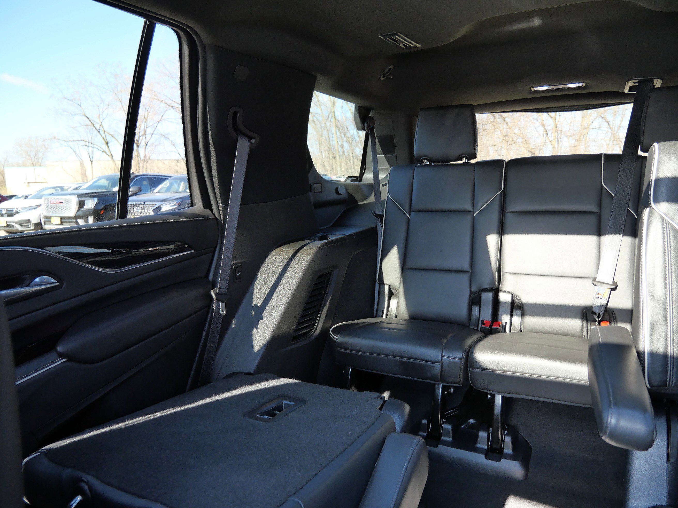 Used 2021 Cadillac Escalade Sport with VIN 1GYS4FKLXMR314869 for sale in Golden Valley, Minnesota