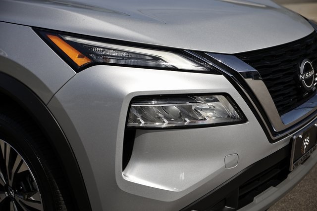2023 Nissan Rogue SV photo 12