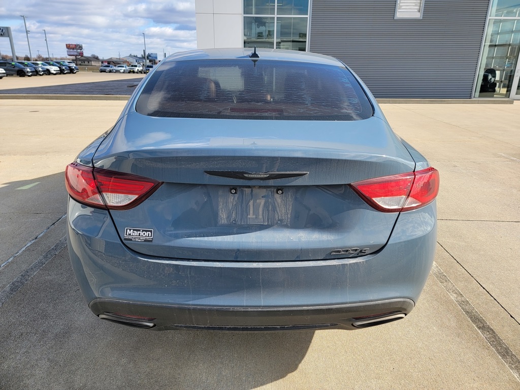 2015 Chrysler 200 S photo 4