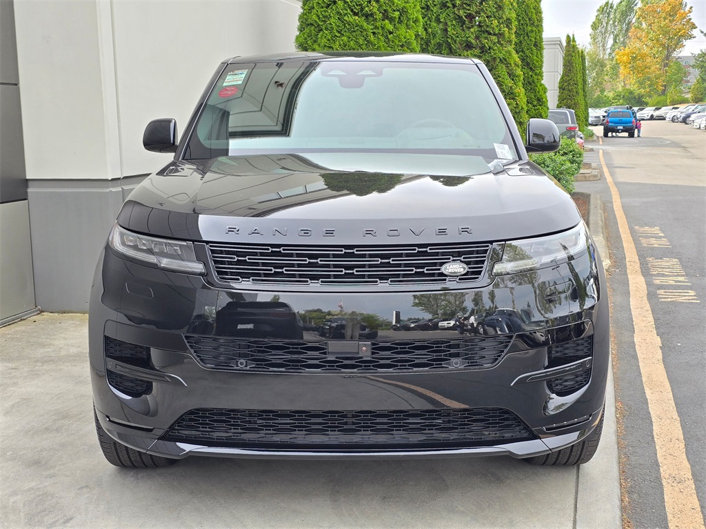2025 Land Rover Range Rover Sport SE photo 3