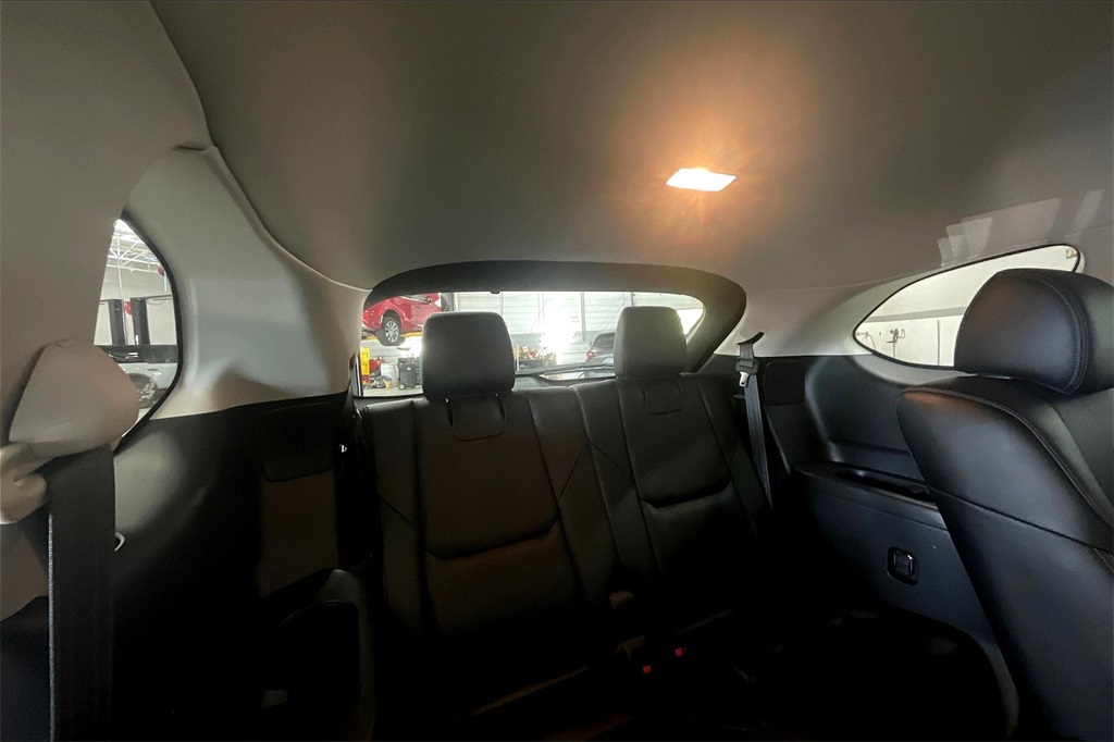 2022 Mazda CX-9 Touring photo 23