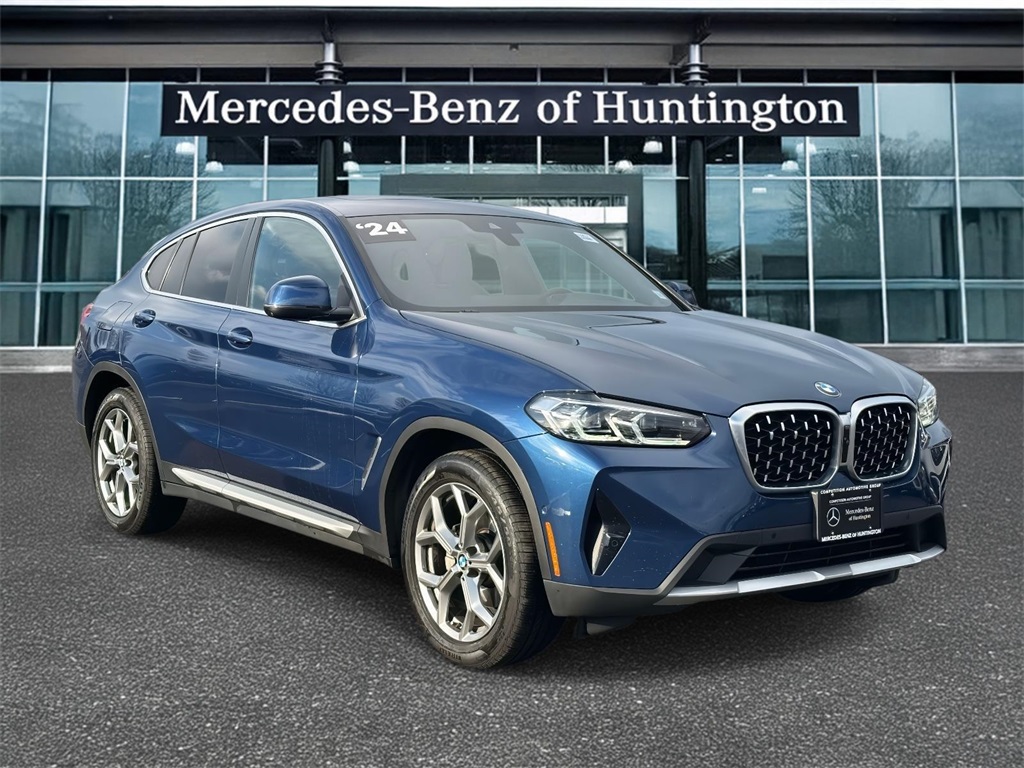 2024 BMW X4 30i's photo