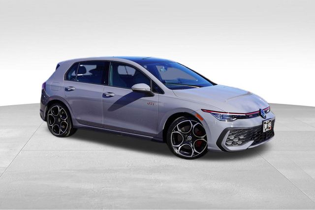 2025 Volkswagen Golf GTI Autobahn photo 2