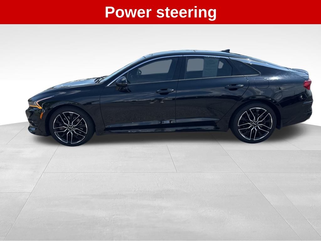 2021 Kia K5 GT photo 2