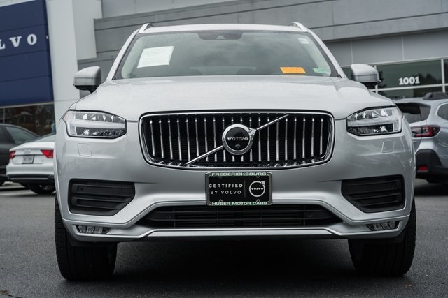 2022 Volvo XC90 Momentum photo 3