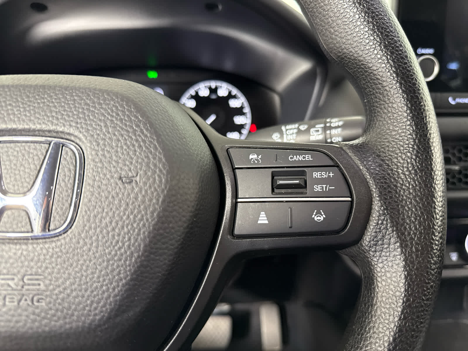 2025 Honda HR-V LX photo 25