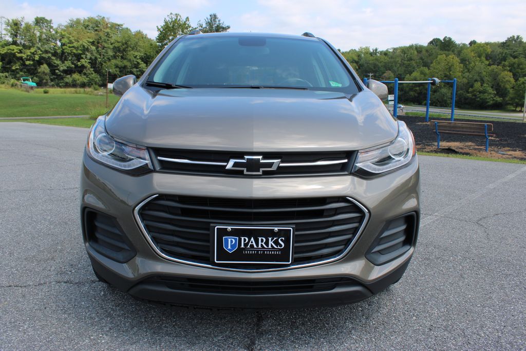 2022 Chevrolet Trax LT photo 4