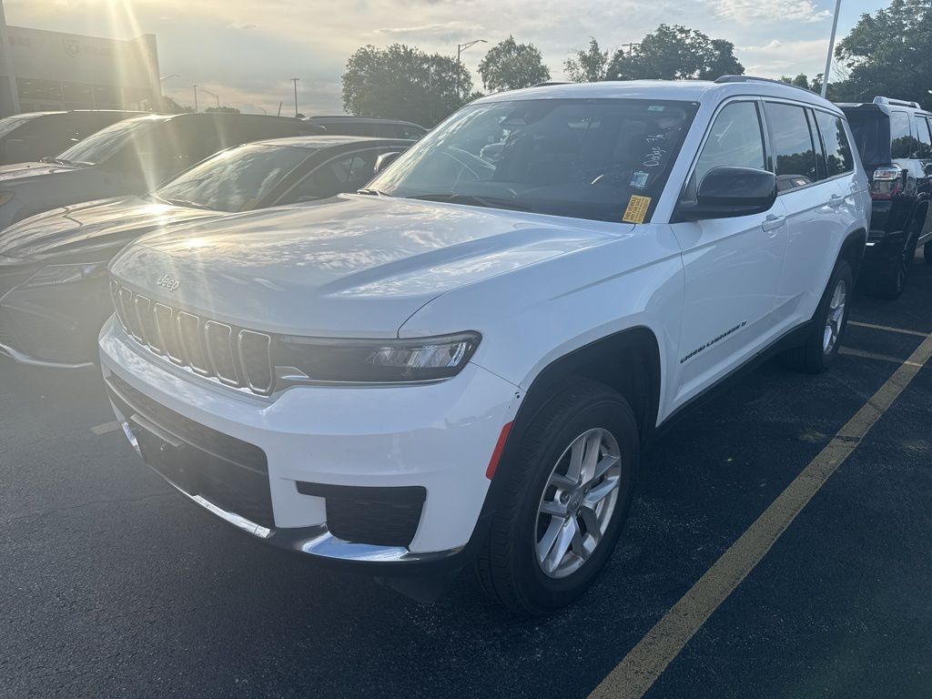 Used 2023 Jeep Grand Cherokee L Laredo with VIN 1C4RJKAGXP8818424 for sale in Kansas City