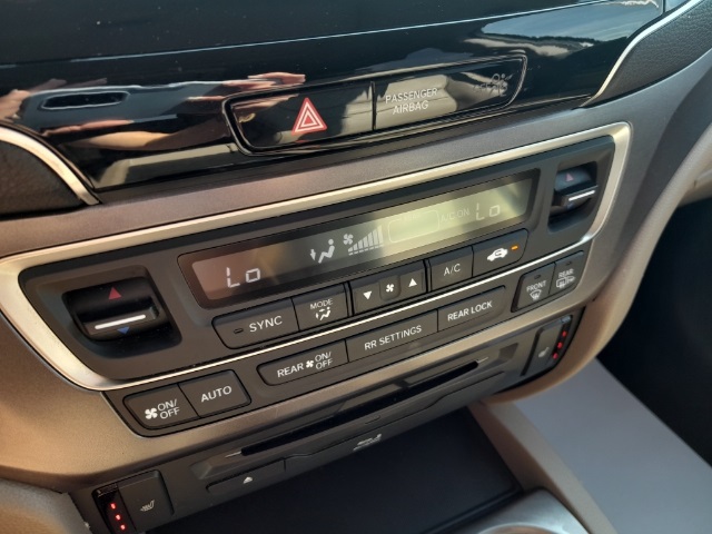 2020 Honda Pilot EX-L photo 22
