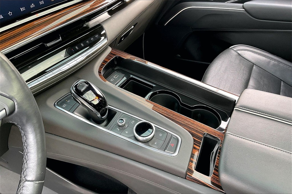 2024 CADILLAC ESCALADE - Image 15