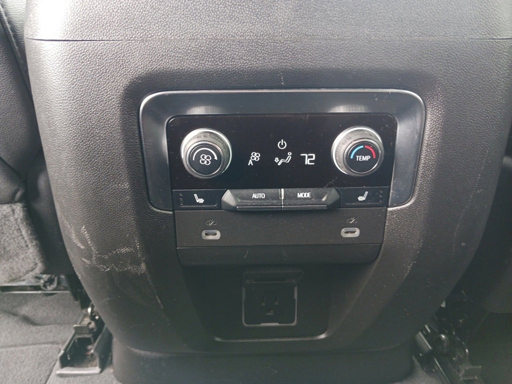 2024 Chevrolet Tahoe Premier photo 23