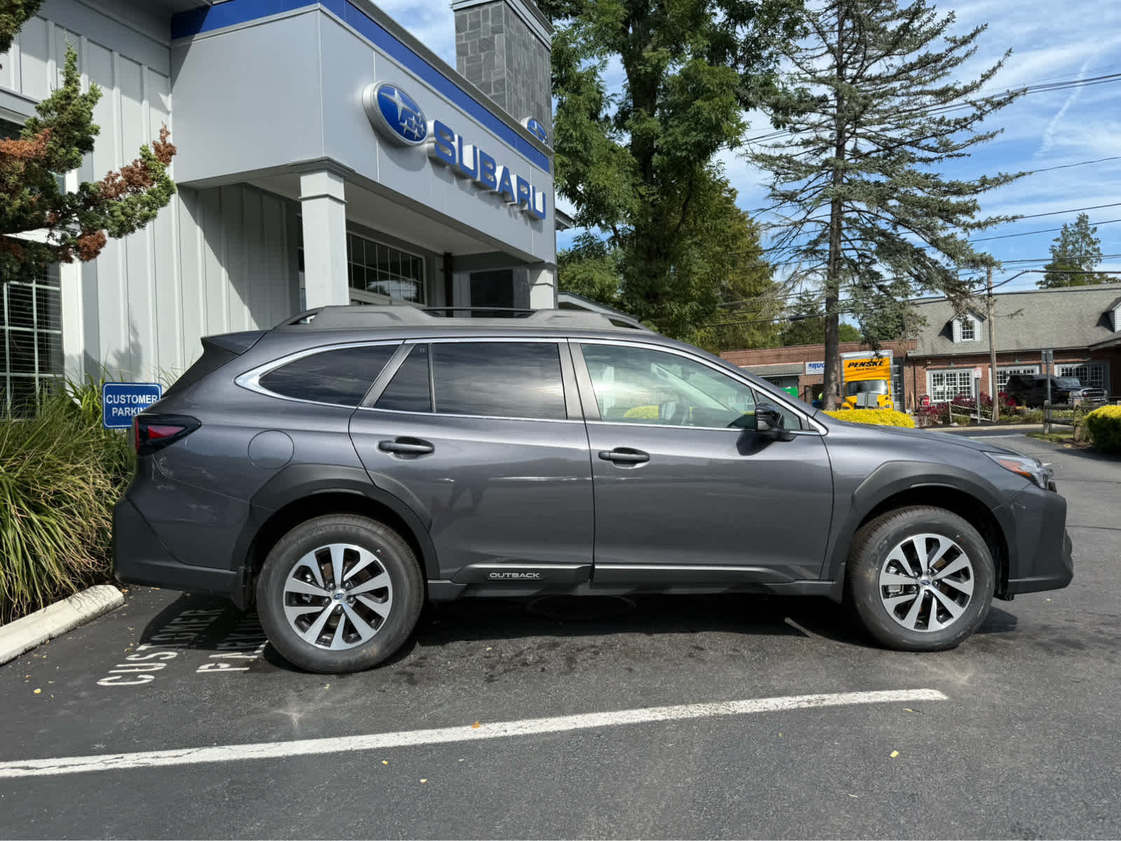 2025 Subaru Outback Premium photo 3