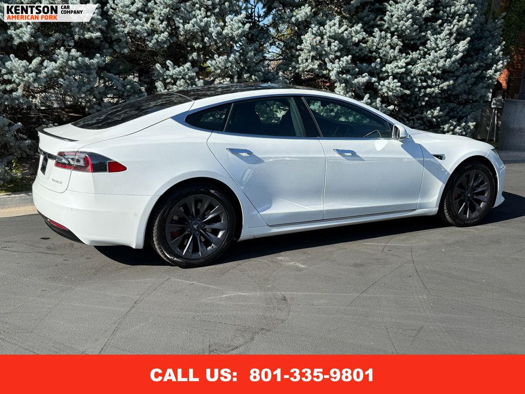 2020 Tesla Model S Performance photo 9