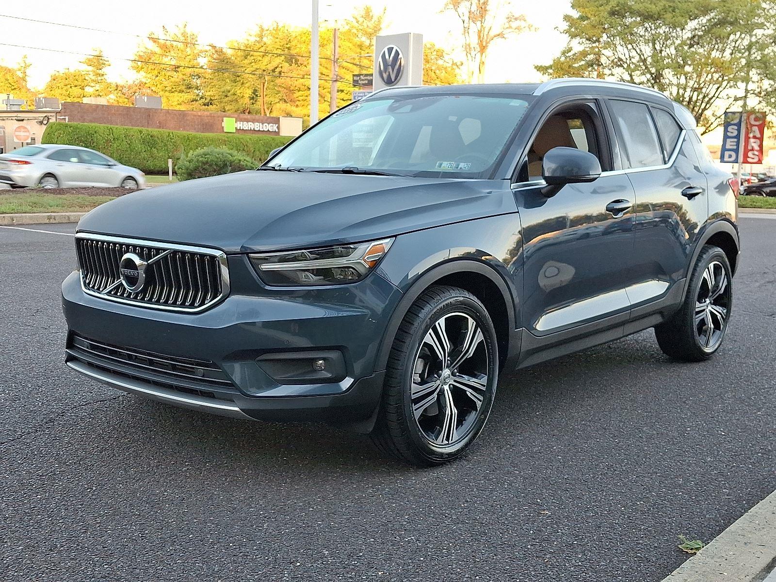2021 Volvo XC40 Inscription photo 3