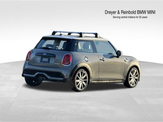 2023 Mini Cooper 2 Door Hardtop Signature photo 4