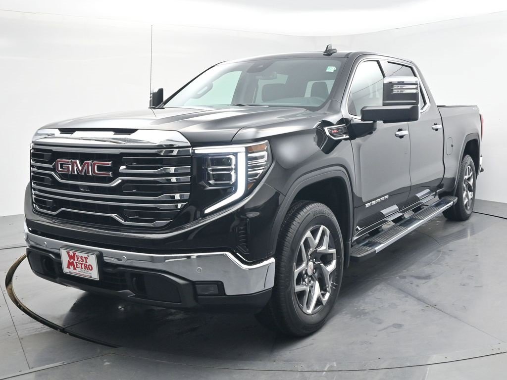 2026 GMC Sierra SLT's photo