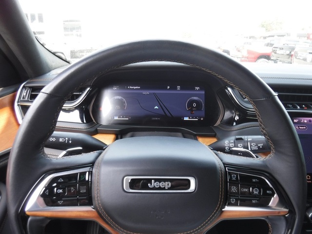 2023 Jeep Grand Cherokee Summit Reserve High Altitude photo 40