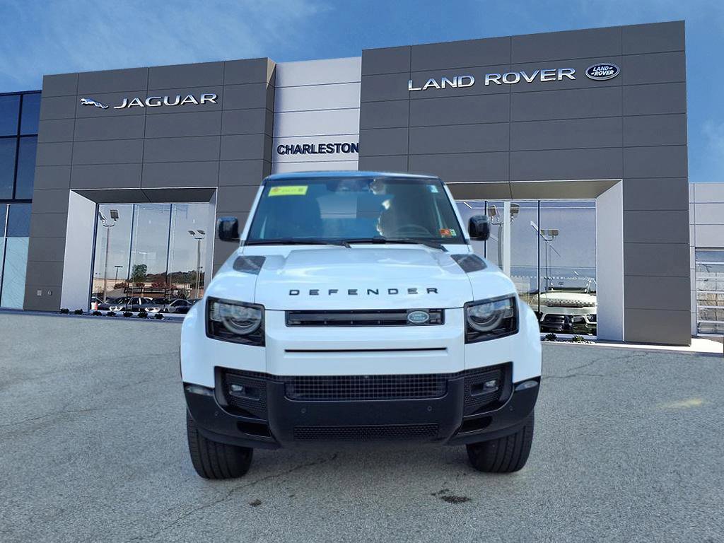 2025 Land Rover Defender 110 X-Dynamic SE photo 7