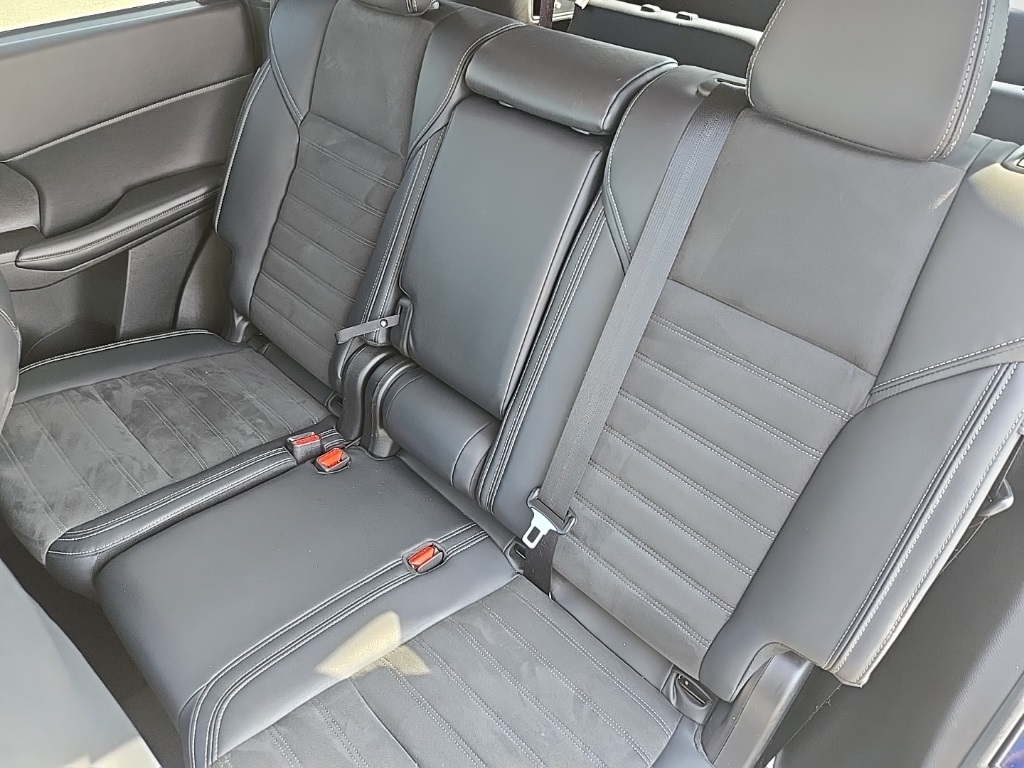 2024 Mitsubishi Outlander SE photo 23