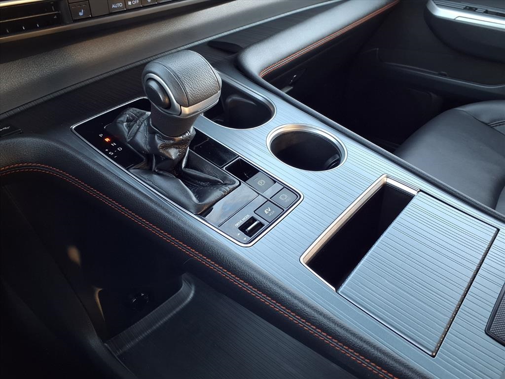 2021 Toyota Sienna XSE photo 16