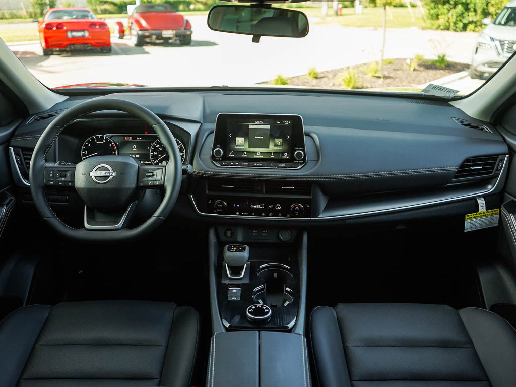 2026 Nissan Rogue SV photo 12