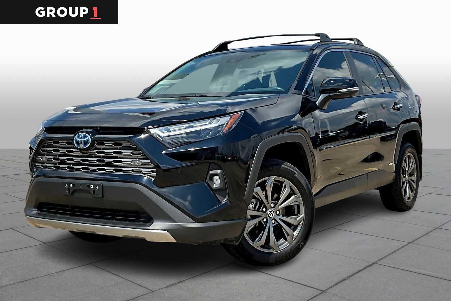 2024 Toyota RAV4 Limited's photo
