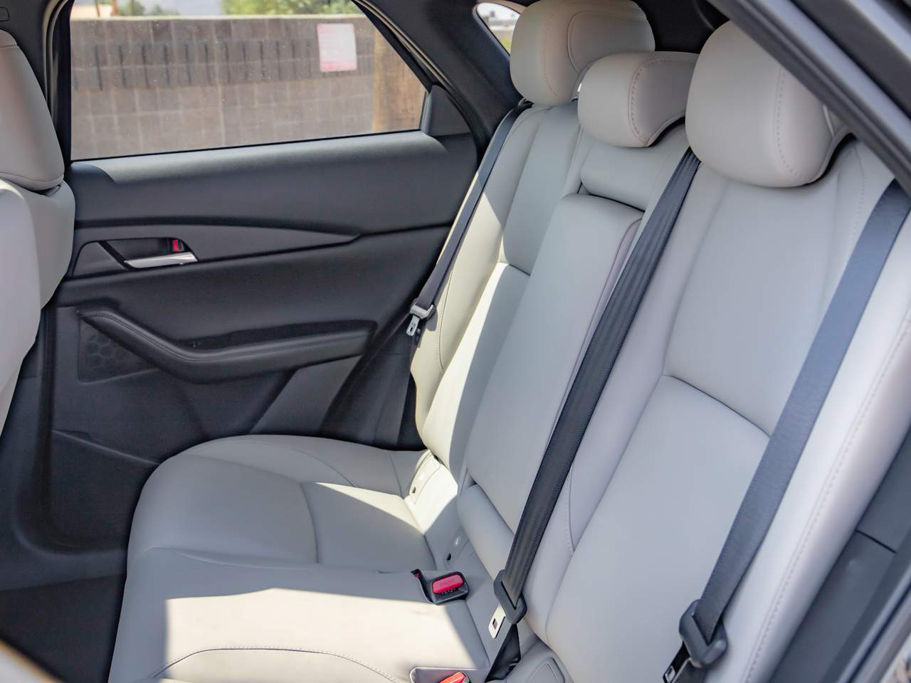 2025 Mazda CX-30 2.5 S Preferred photo 17