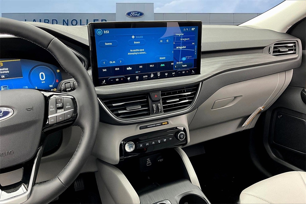 2025 Ford Escape Platinum photo 6