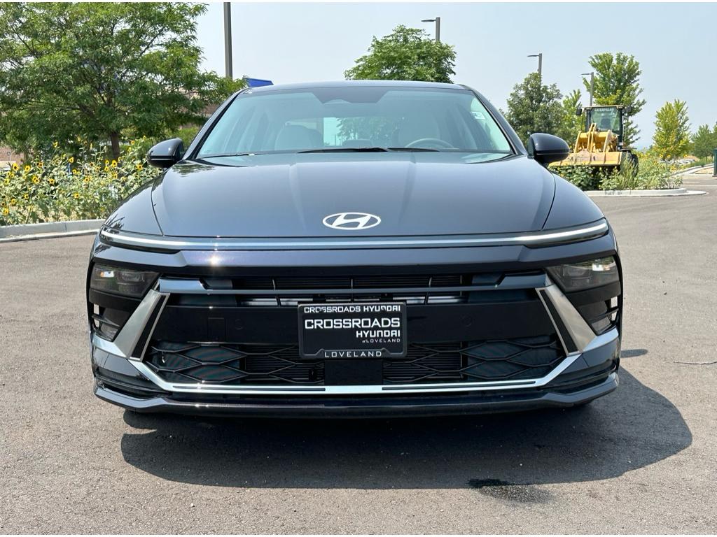 2024 Hyundai Sonata SEL photo 2