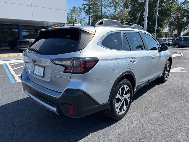2020 Subaru Outback Limited photo 2