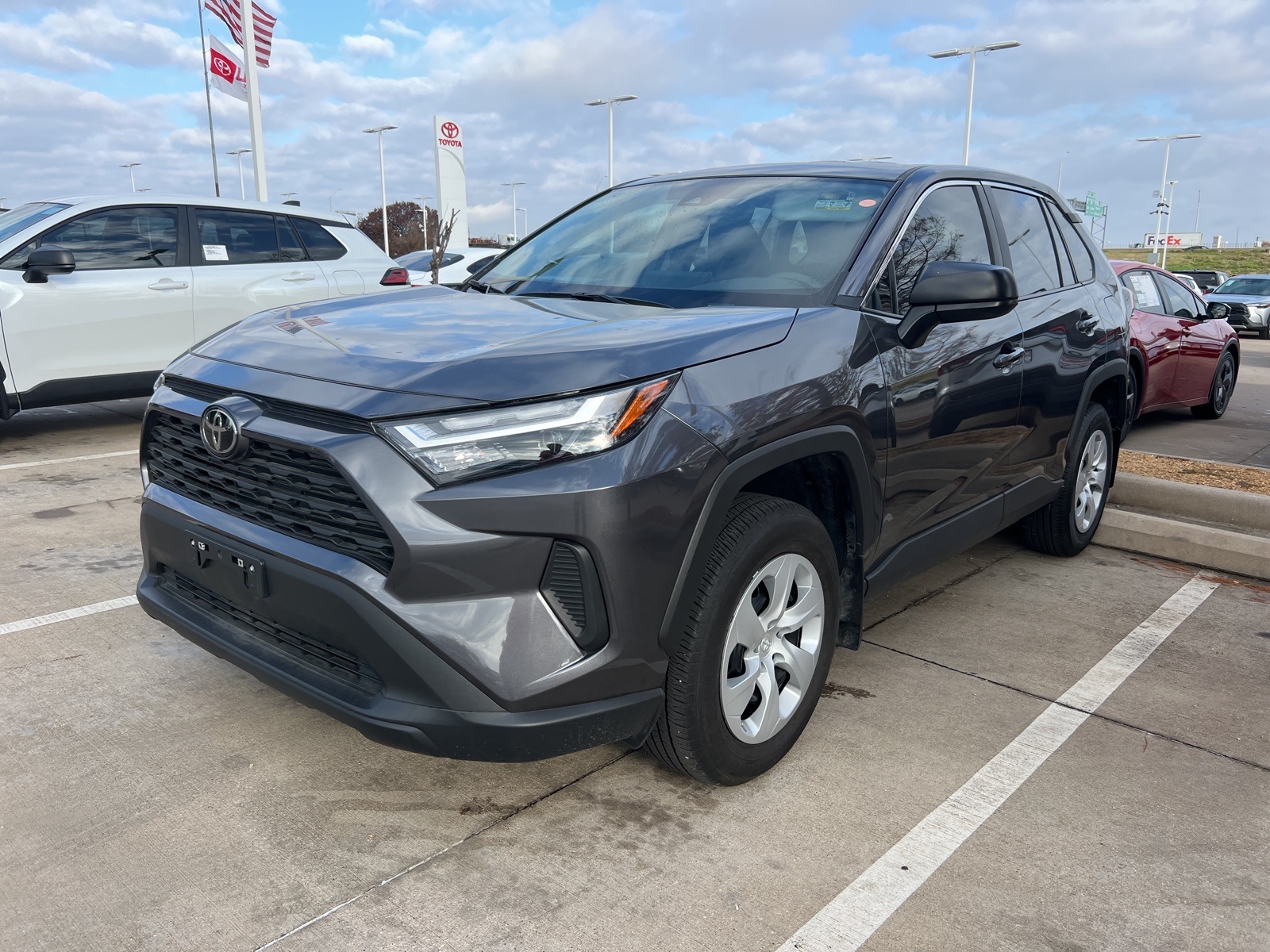 2024 Toyota RAV4 LE