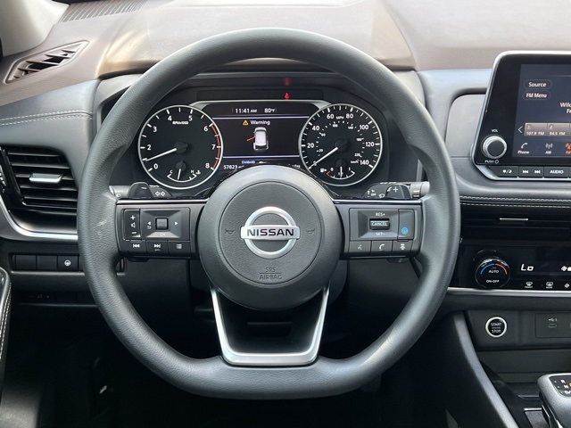 2021 Nissan Rogue SV photo 13