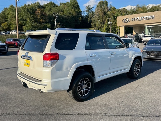 2010 Toyota 4Runner SR5 photo 3