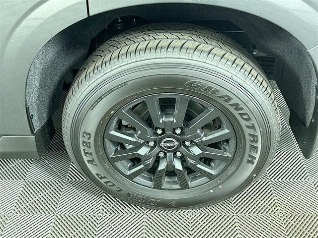 2025 Nissan Armada SV photo 4