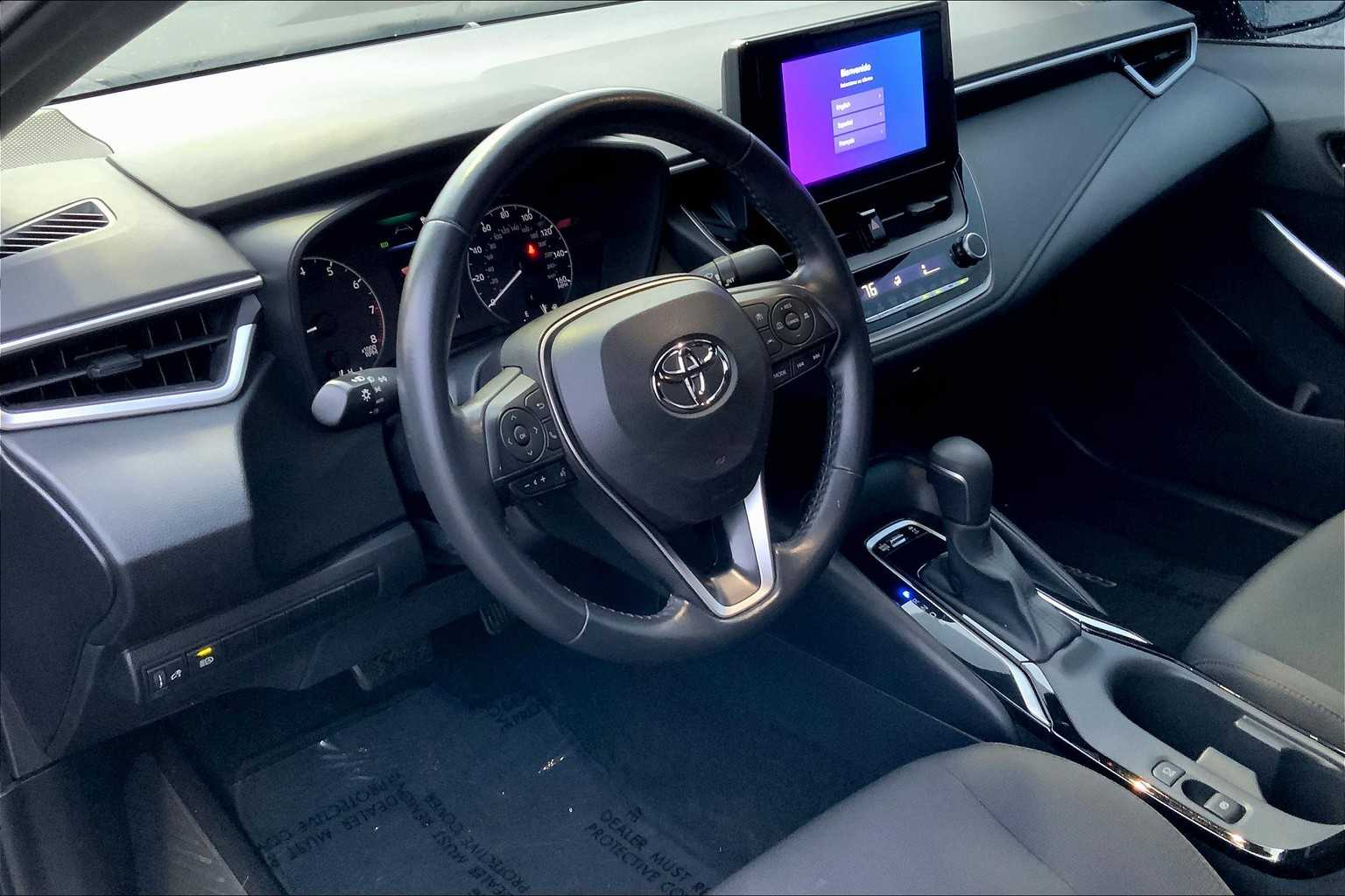 2023 Toyota Corolla SE photo 16