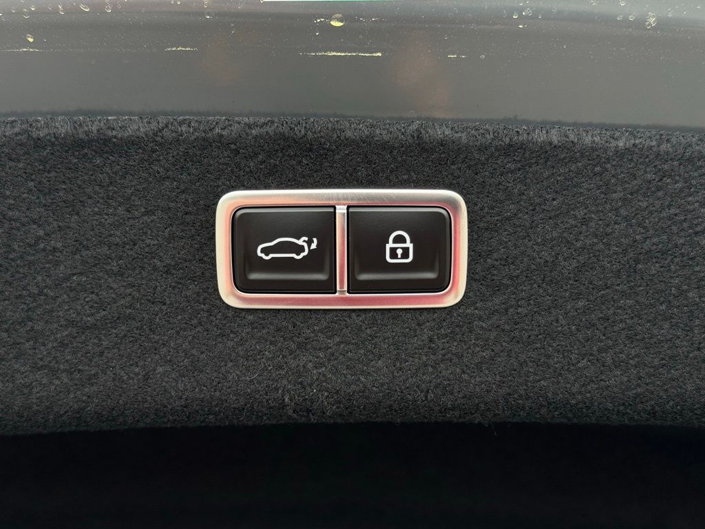 2025 Genesis G80 3.5T Sport Prestige photo 13