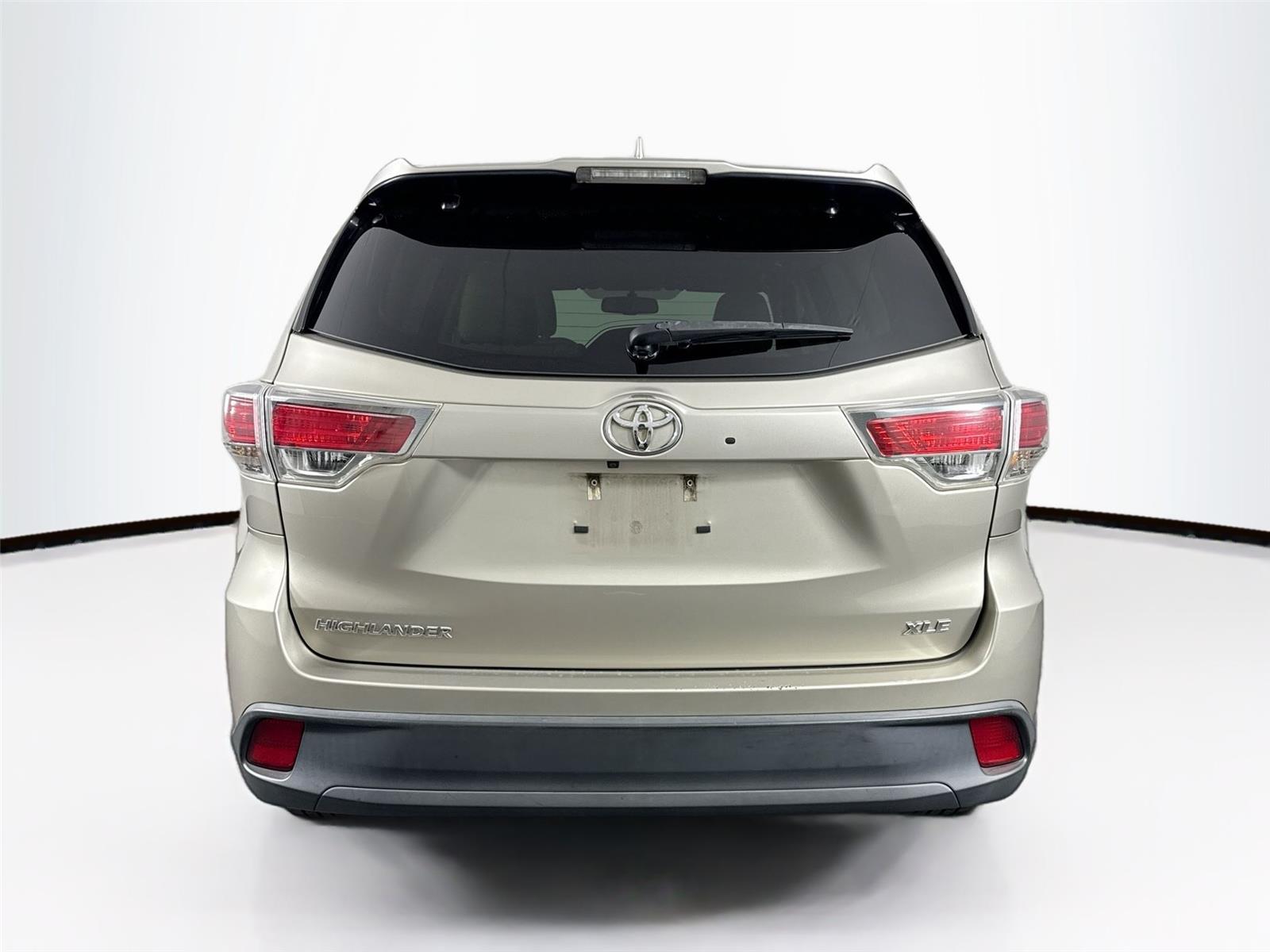 2016 Toyota Highlander Base Hybrid photo 7