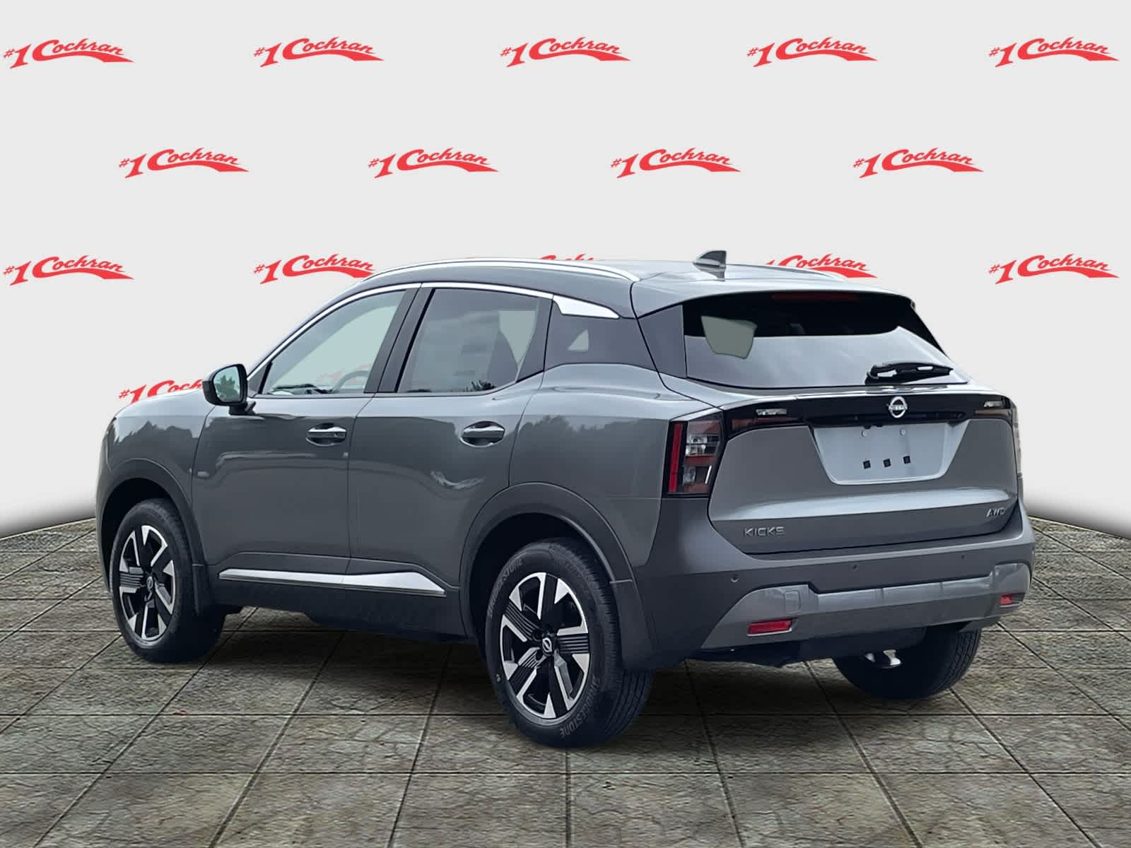 2025 Nissan Kicks SV photo 4