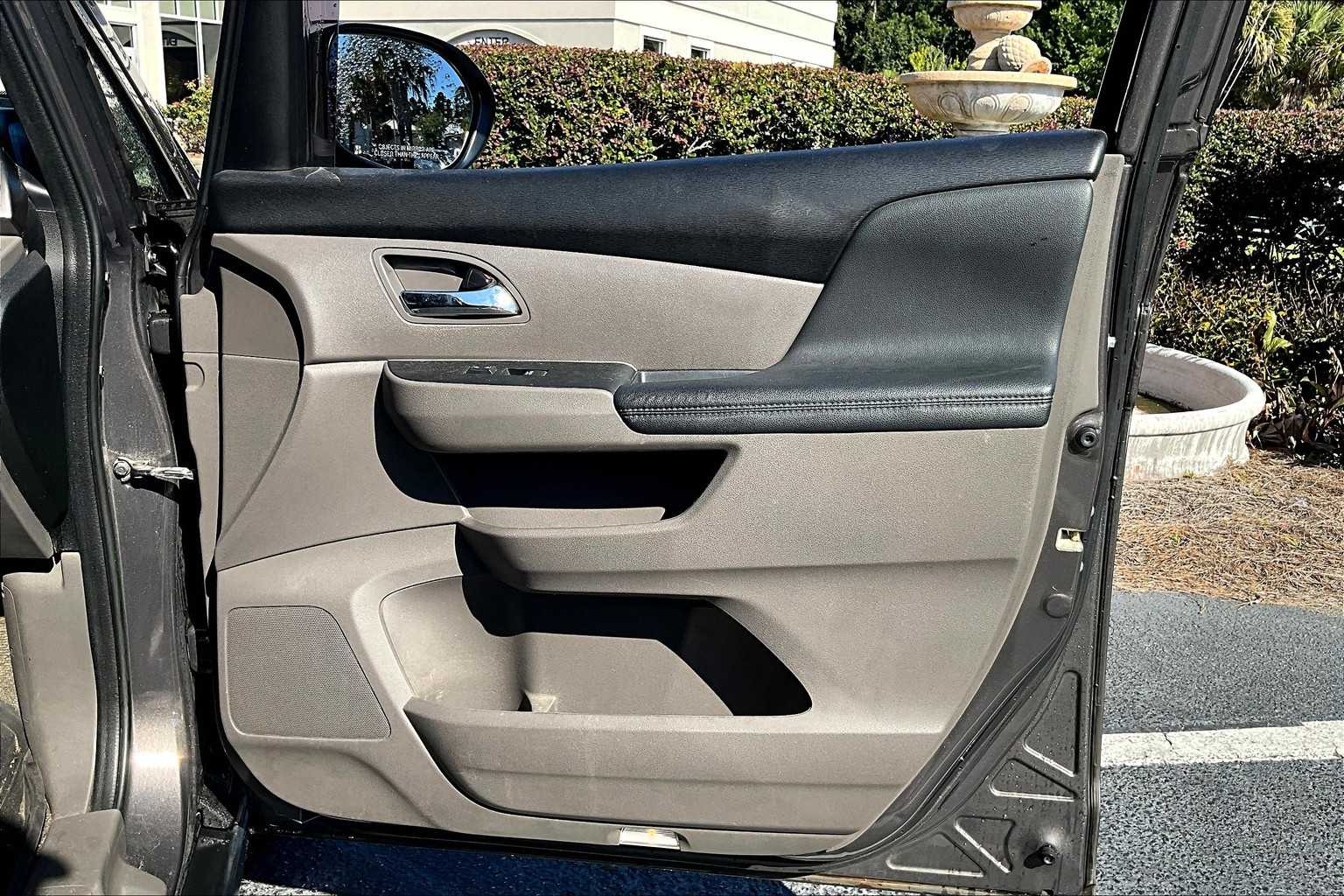 2016 Honda Odyssey EX-L photo 20