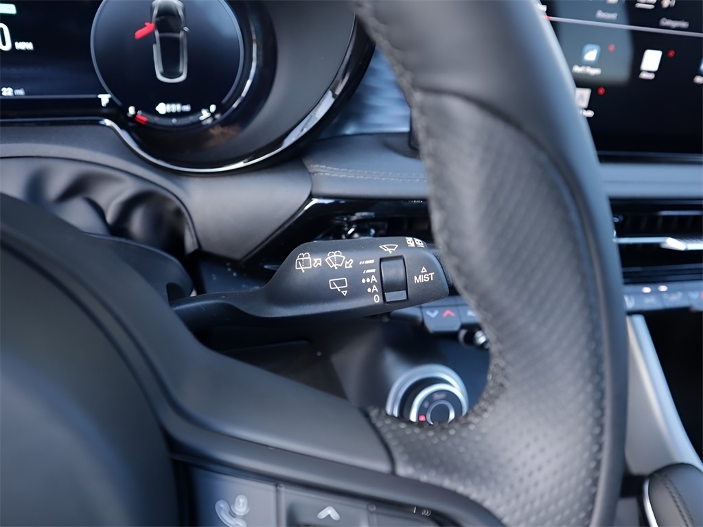 2024 Alfa Romeo Tonale Ti photo 31