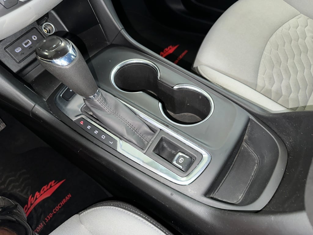 2020 Chevrolet Equinox LS photo 13