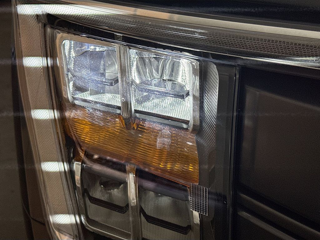 2023 Ford F-150 Lariat photo 33